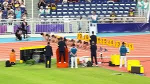 阿尔卡拉斯表演赛搞笑举动笑翻全场，指出乐观态度是最大武器